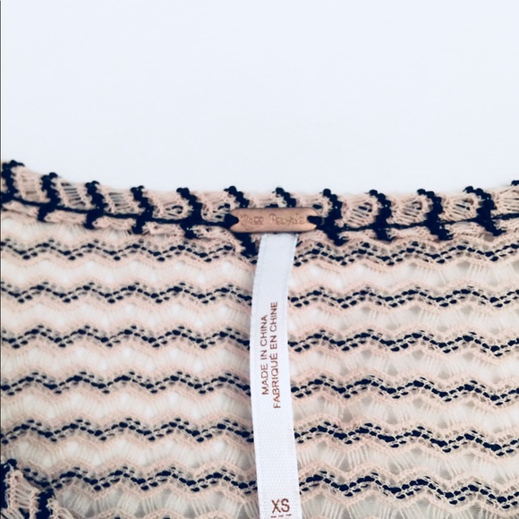 ❗️SOLD on Ⓜ️ercari ❗️[Free People] Peplum tank - Picture 2 of 6